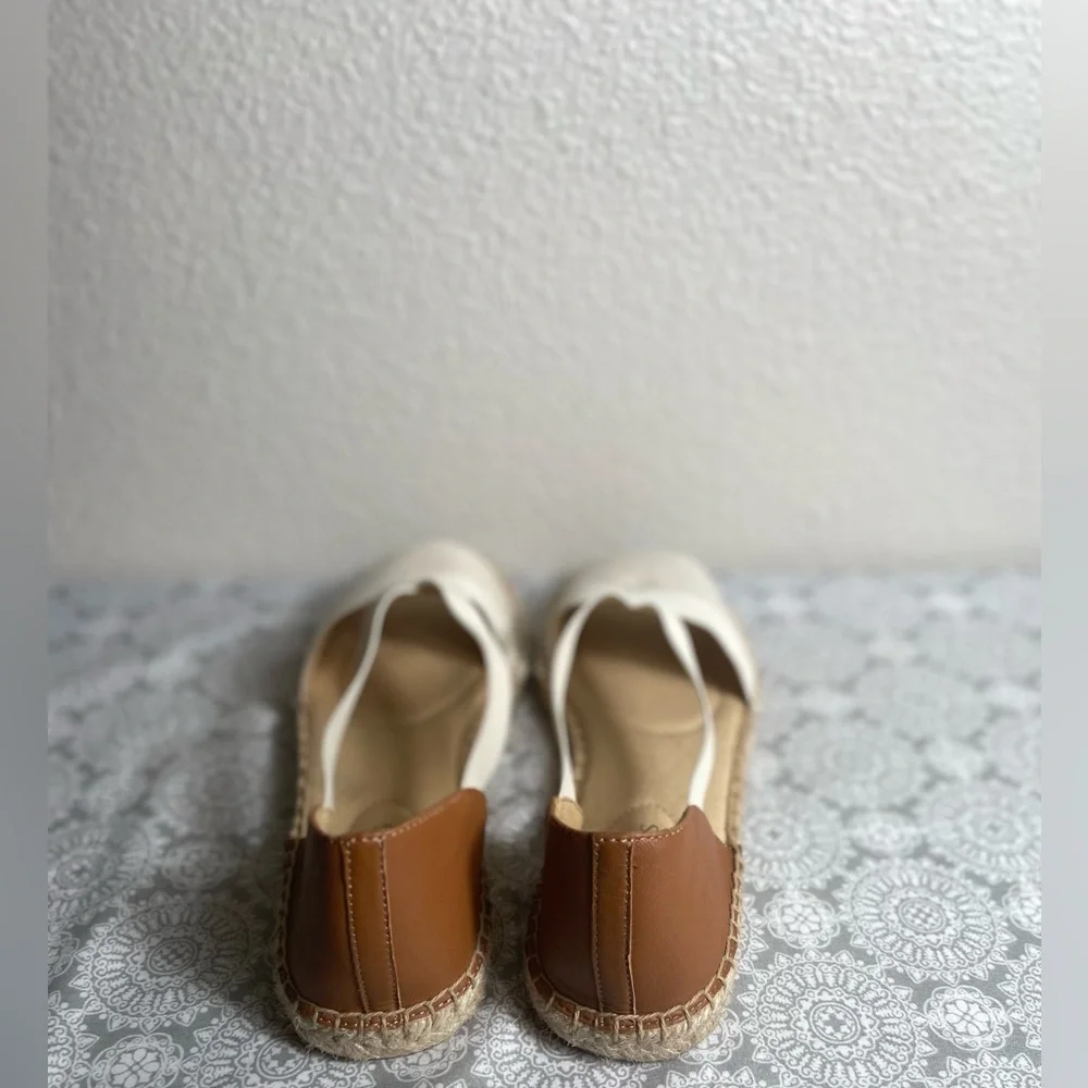 Talbots~Neutral~Espadrille~Slip-On Sandal~Woven Fabric~Elastic Straps~Size 7.5